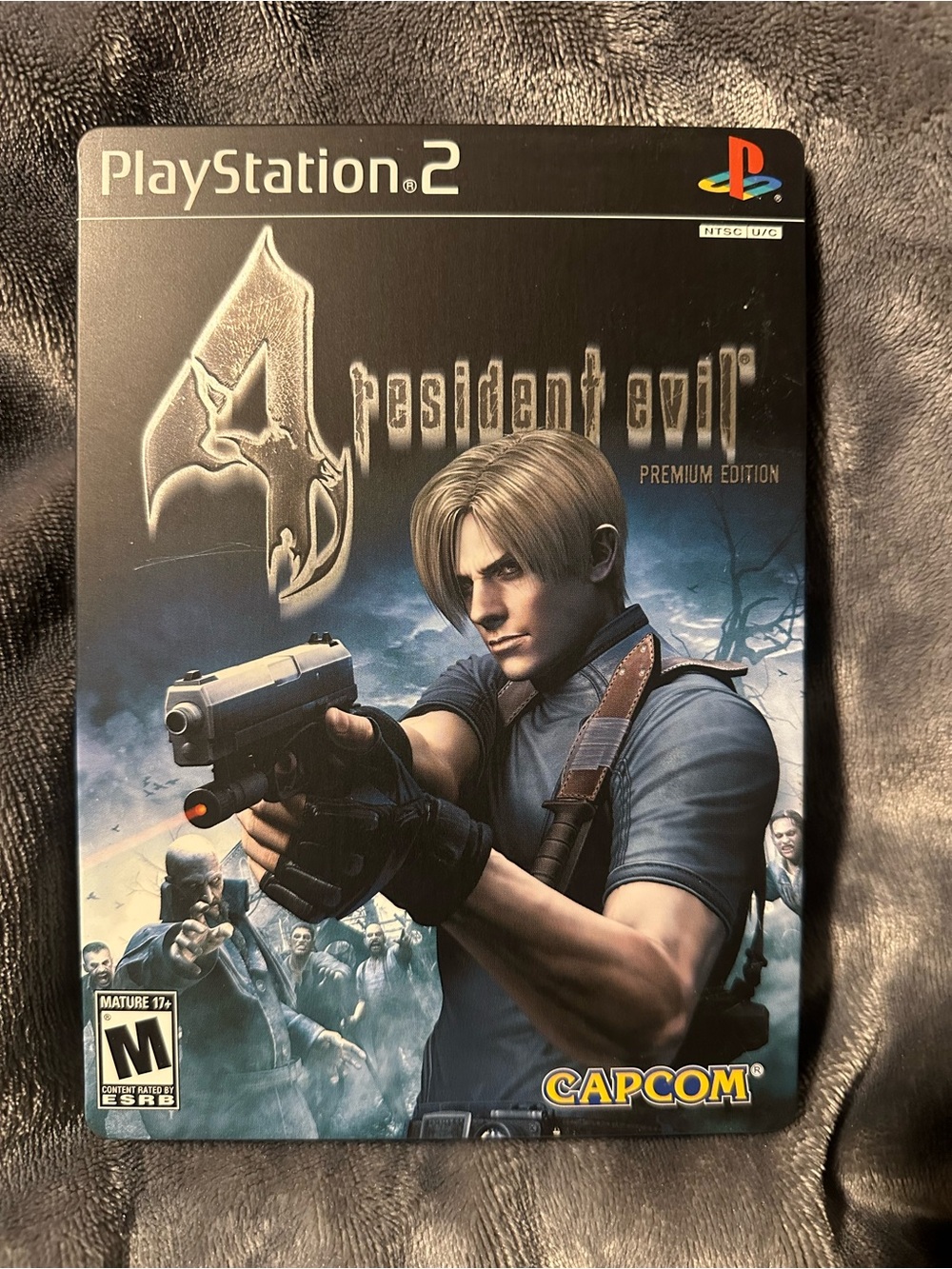 PlayStation 2 Resident Evil 4 Premium Edition collectors set. (CIB)